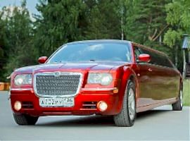 Прокат красного лимузина в Алматы