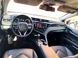 Аренда авто бизнес класса Тойота Камри xv70 Алматы