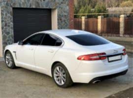 Аренда белого Ягуара XF Алматы